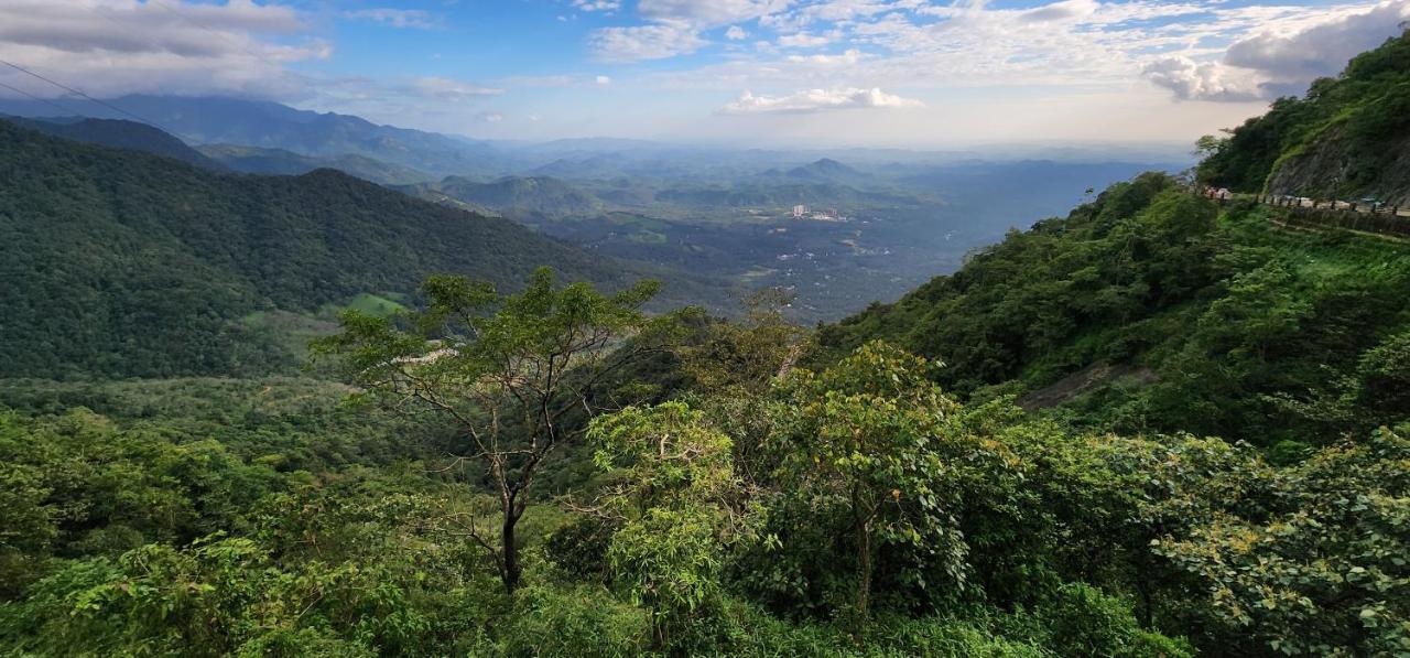 Wayanad Doubletree Villa Vythiri Zewnętrze zdjęcie